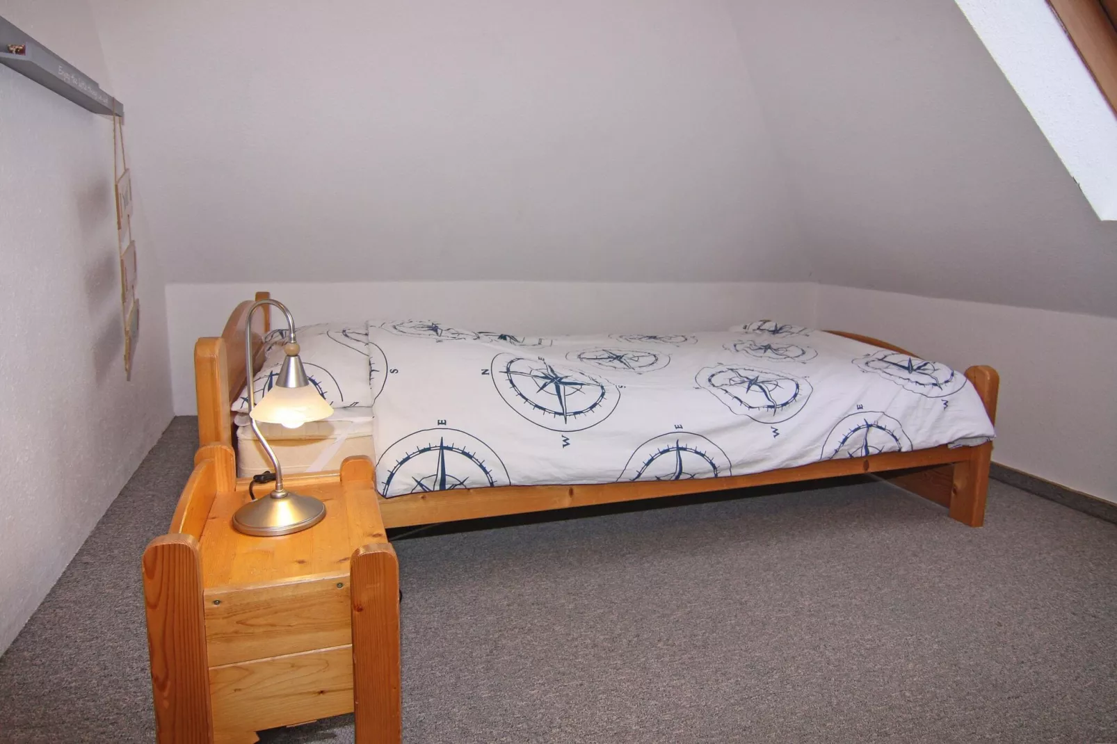 4-Raum über 2 Etagen / 105 m² / W 56b DG 7 P-Bedroom