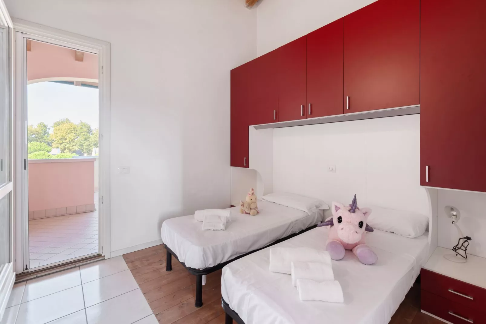 Adriatico Deluxe-Bedroom
