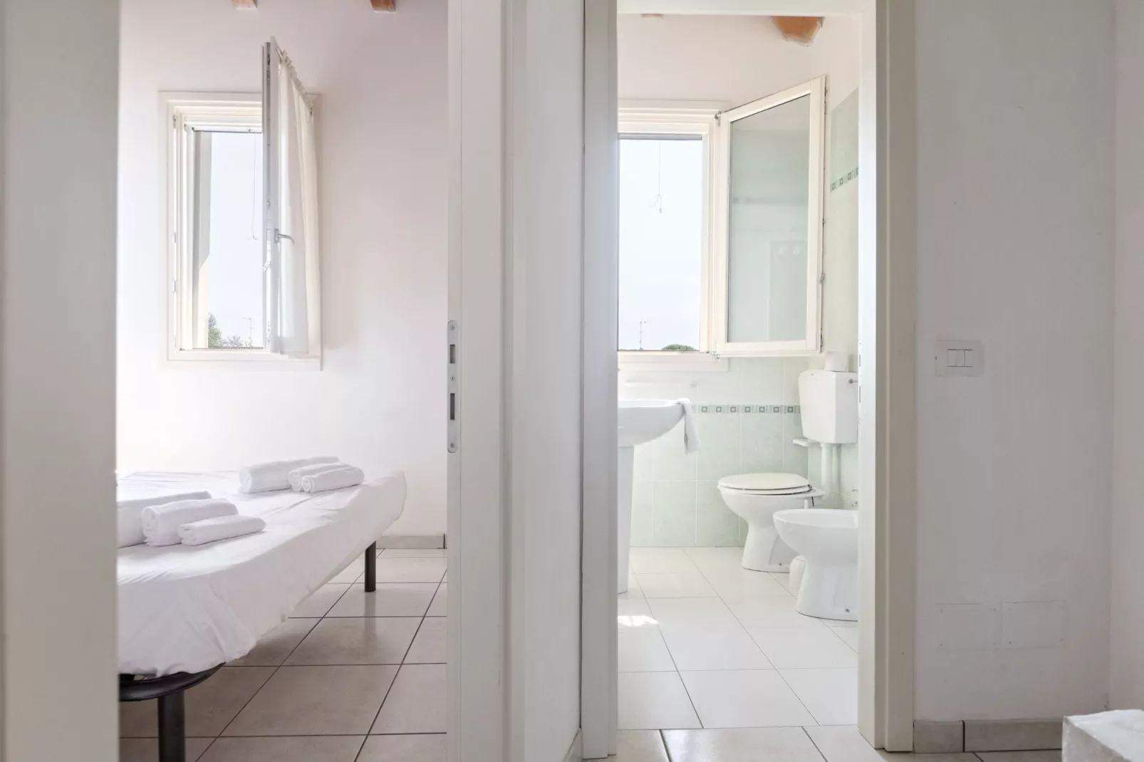 Adriatico Deluxe-Bathroom