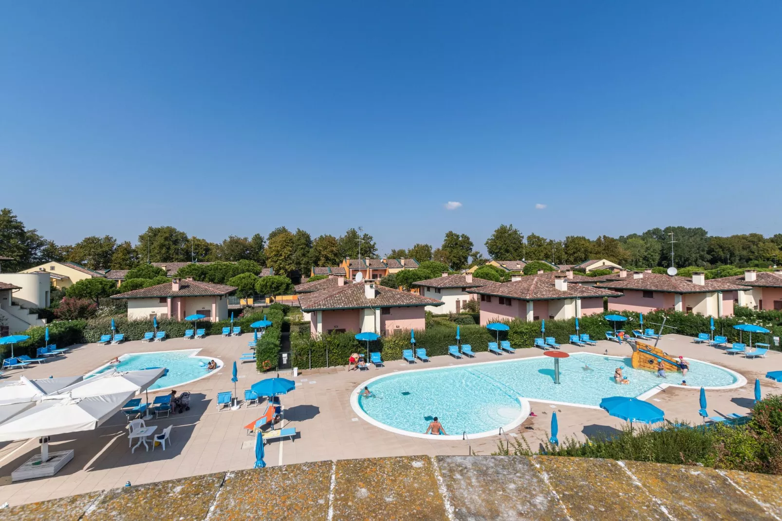 Adriatico Deluxe-View summer