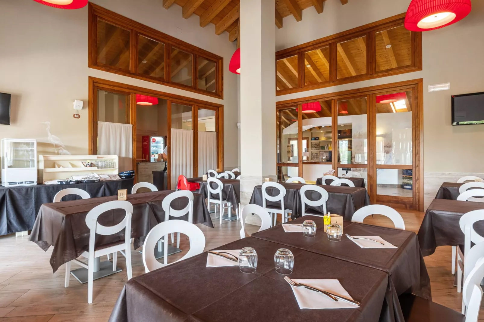 Adriatico Deluxe-Facilities
