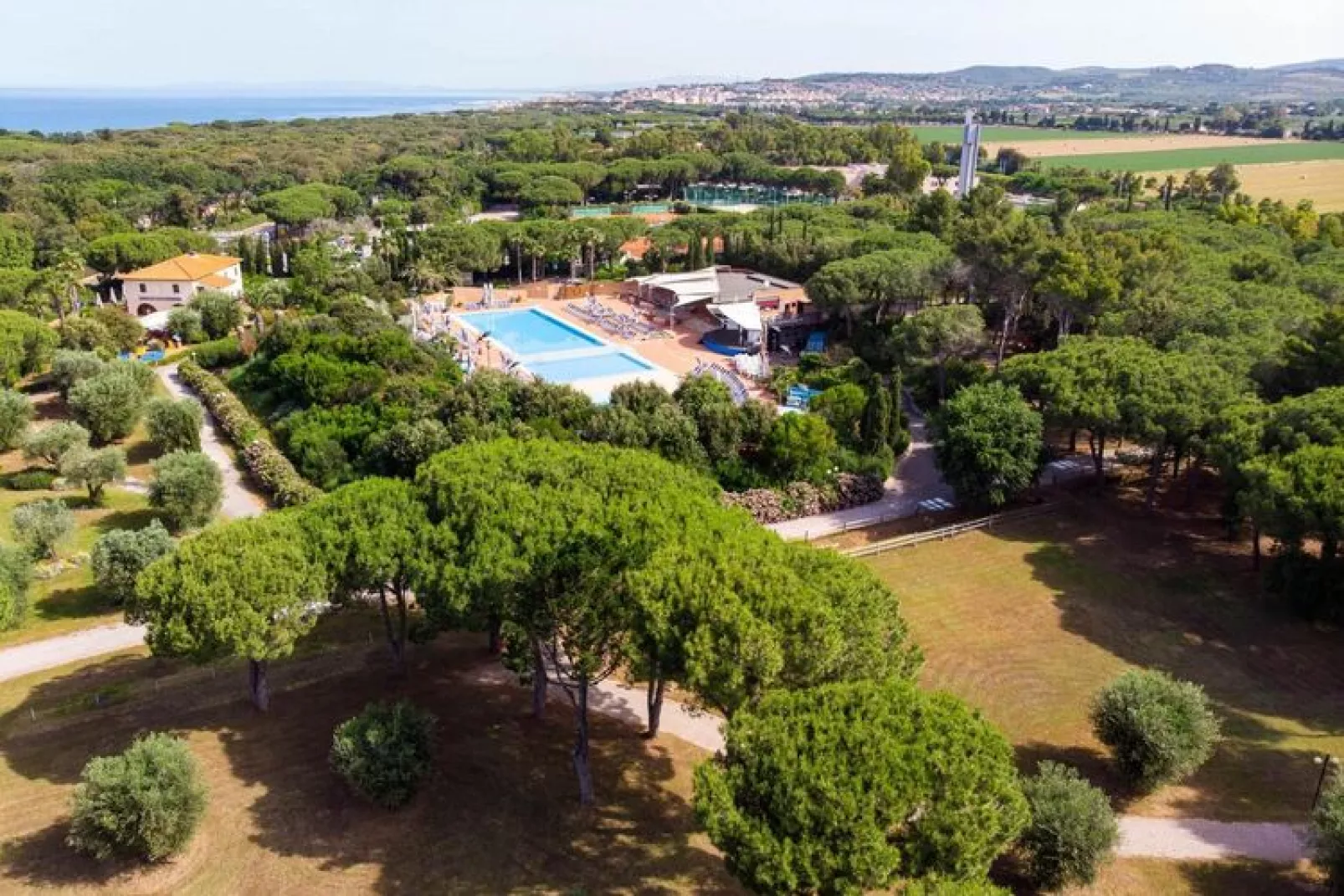 Holiday resort Riva degli Etruschi San Vincenzo-Ville Medium Trilo-VERDELLO 200 m dal mare-Exterior summer