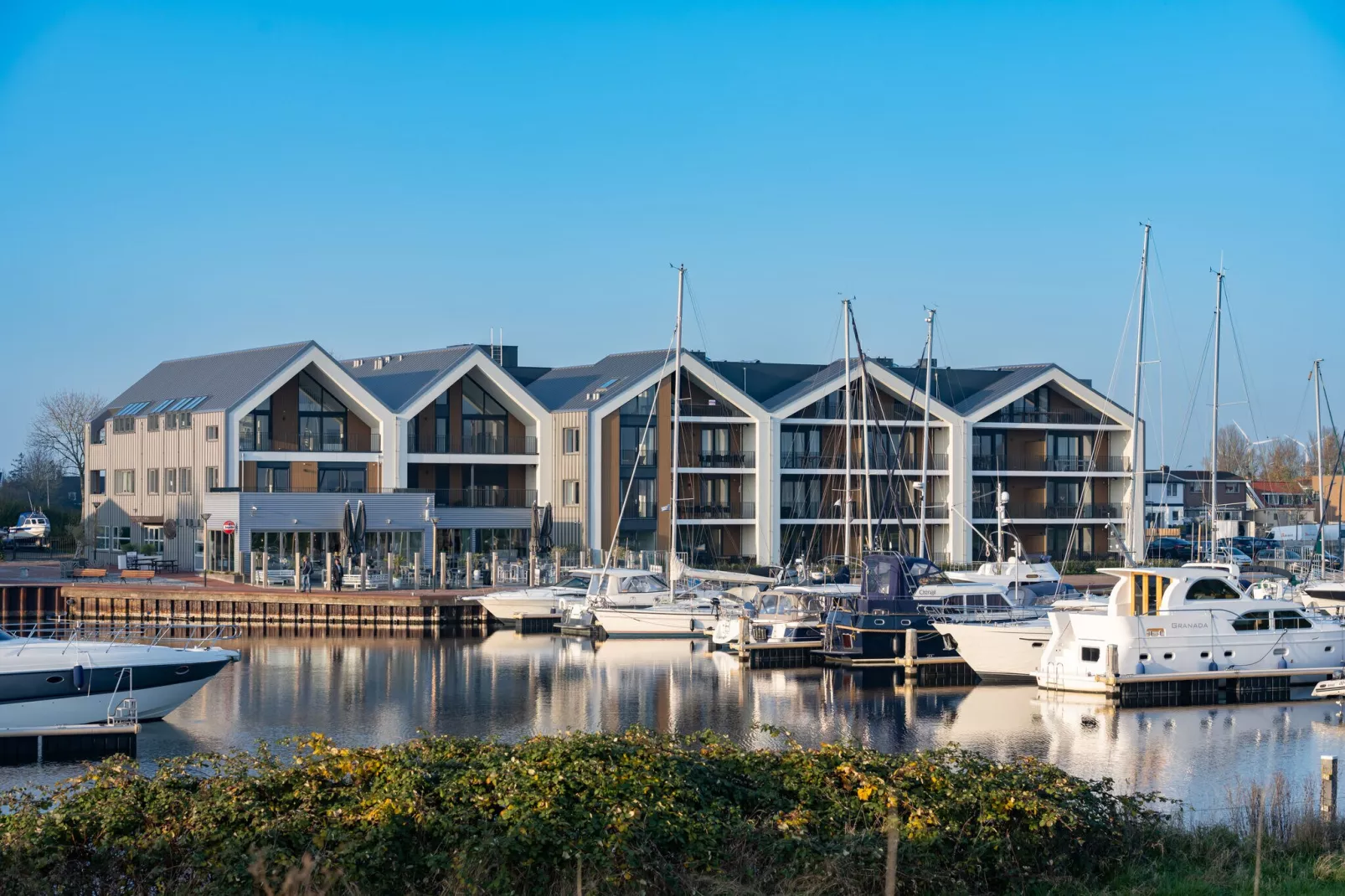 Harbour Loft 2i Résidence Marina polderzijde-Exterior summer