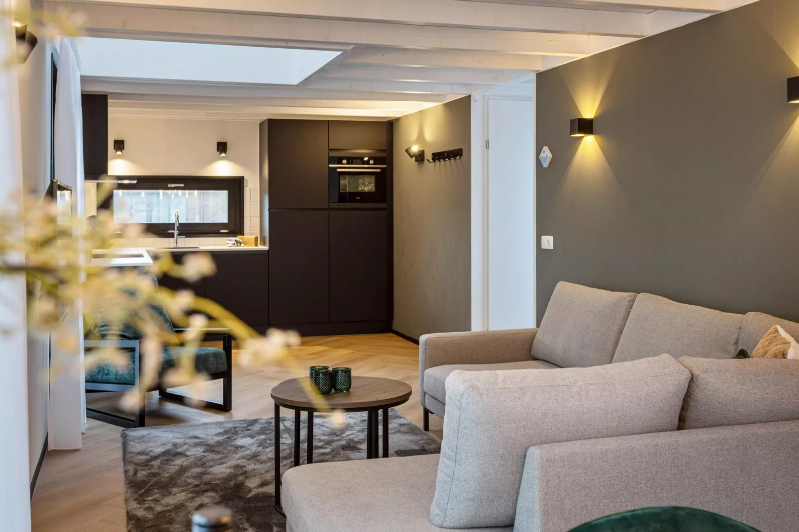 Lakeside Resort Brielle 6-Living room