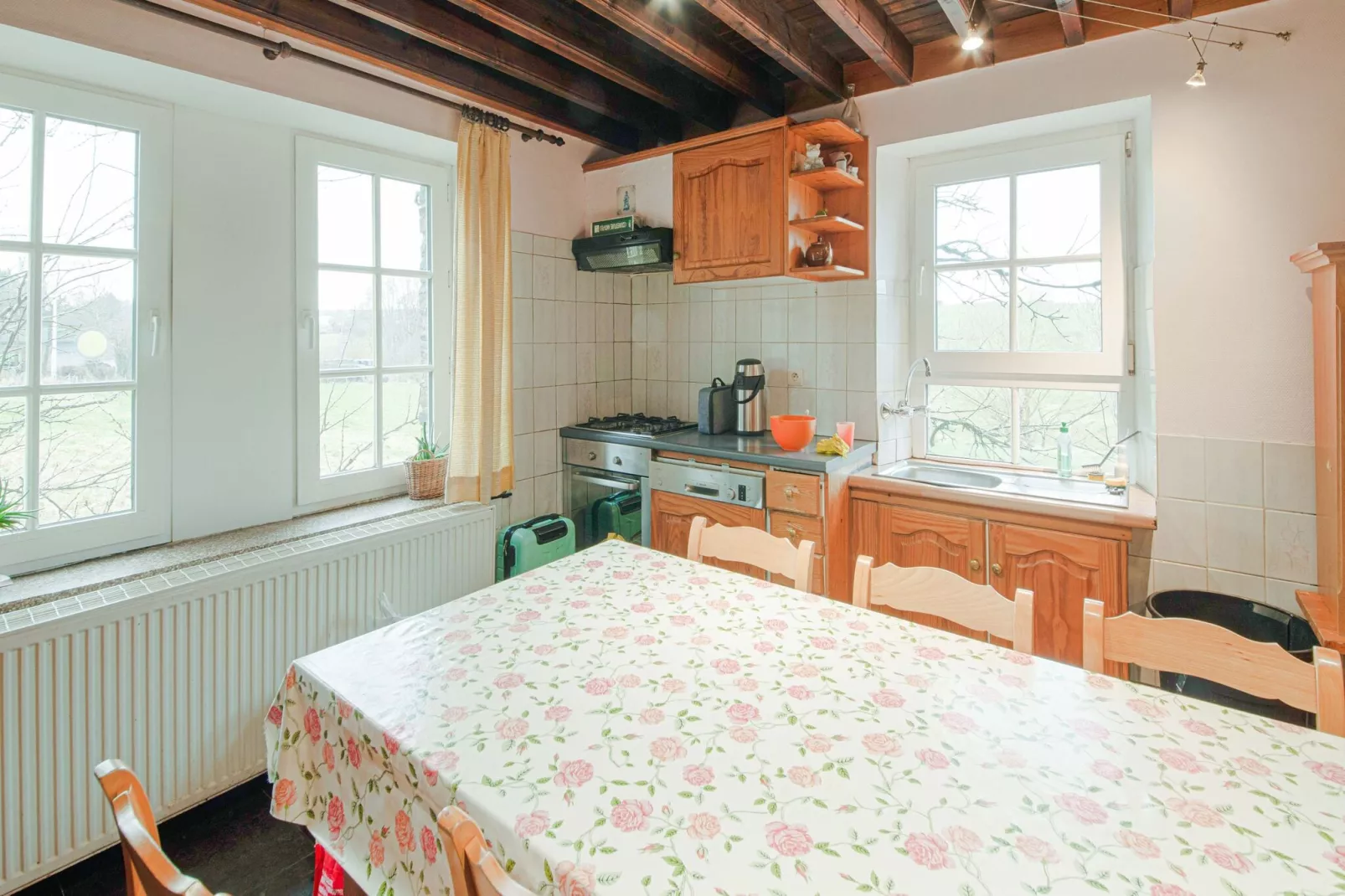 A Tchappe Mele-Dining room