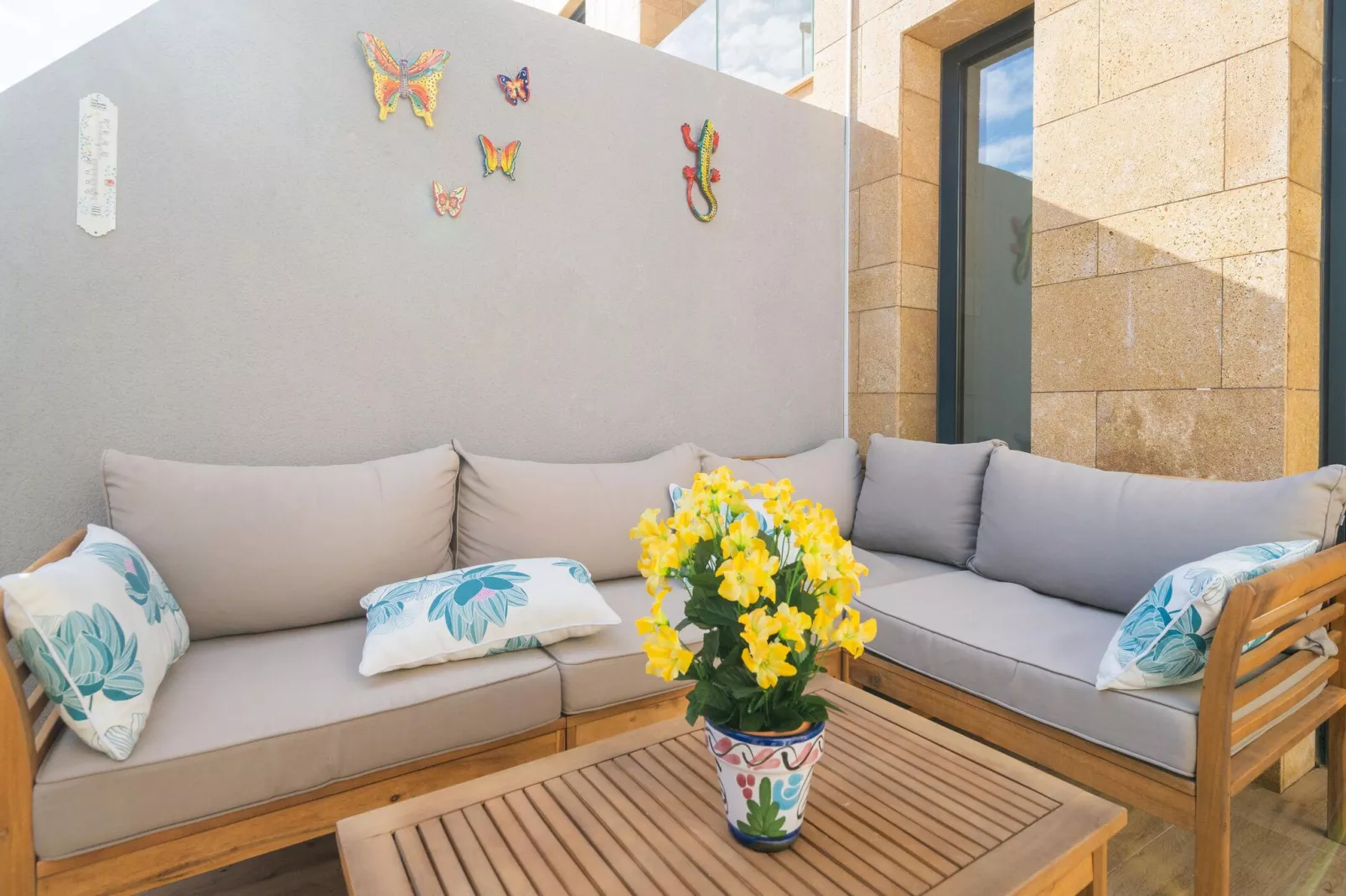 Casa Joyosa-Terrace balcony