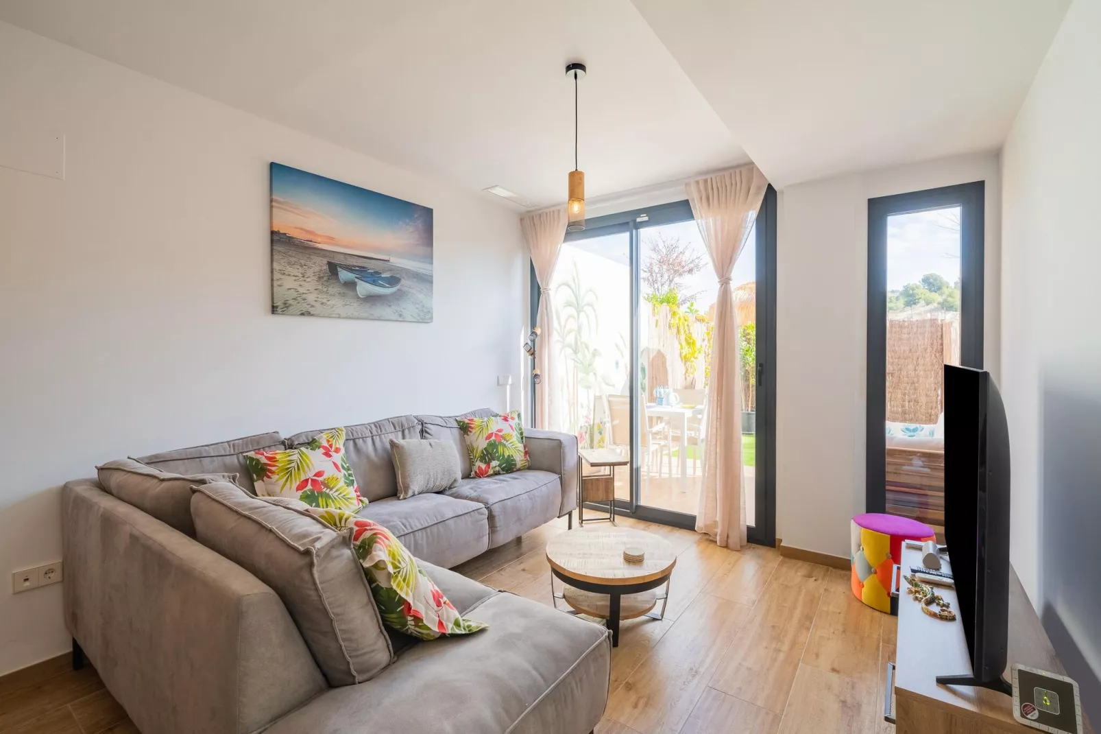 Casa Joyosa-Living room