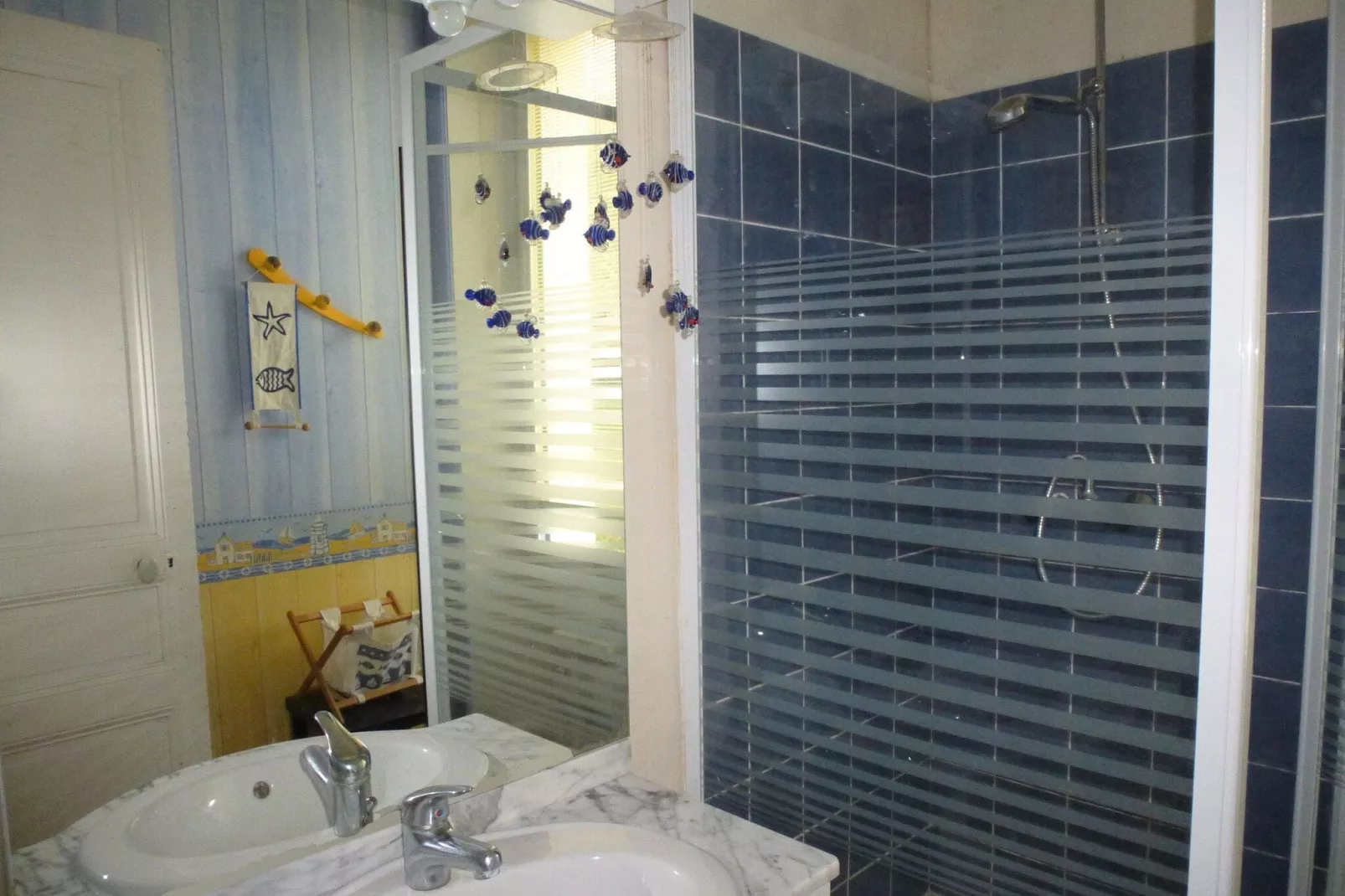 Appartement Port-Blanc-Salle de bain