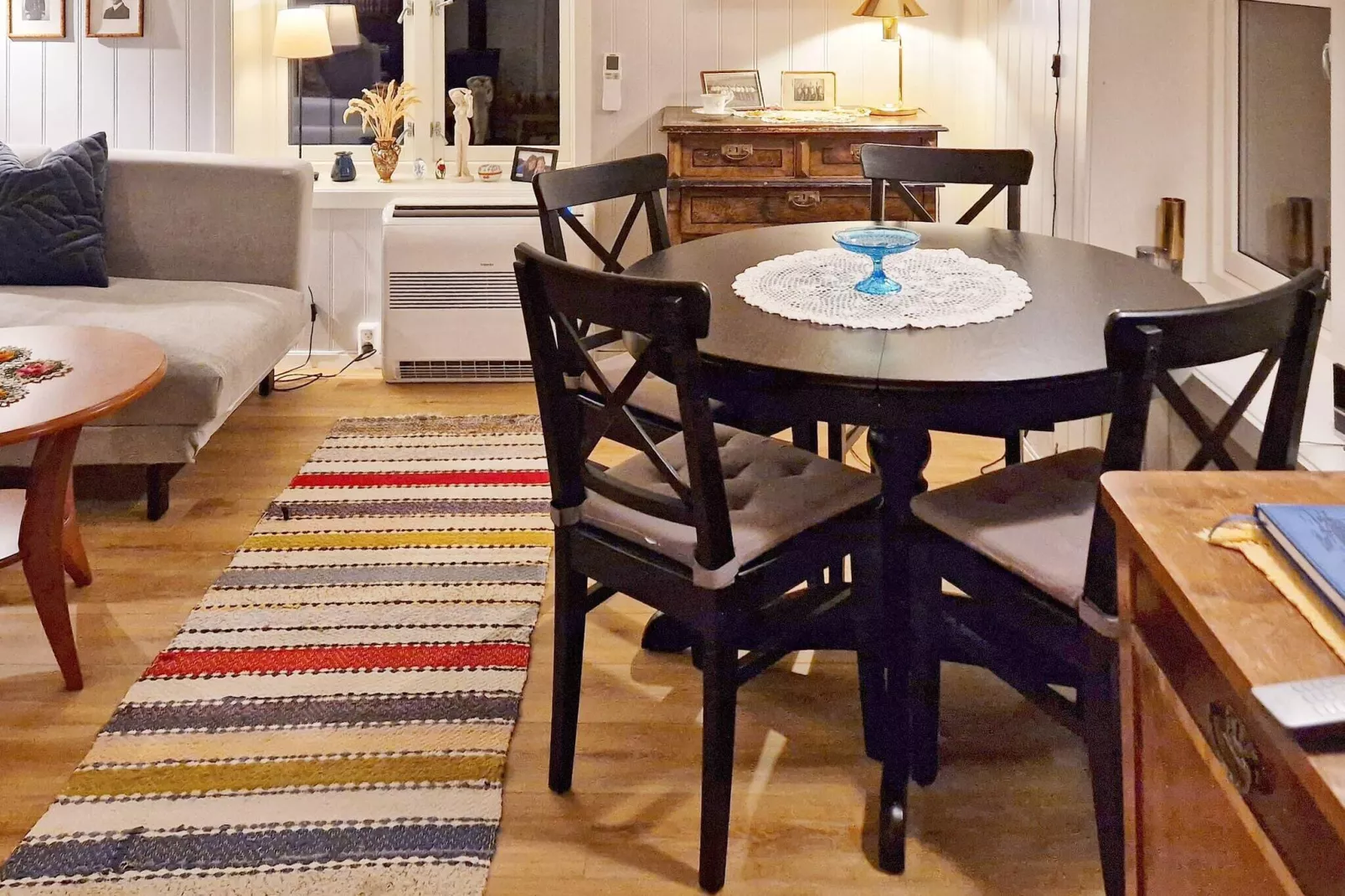 04212 SKOTTESTAD HEIMEN-Intérieur