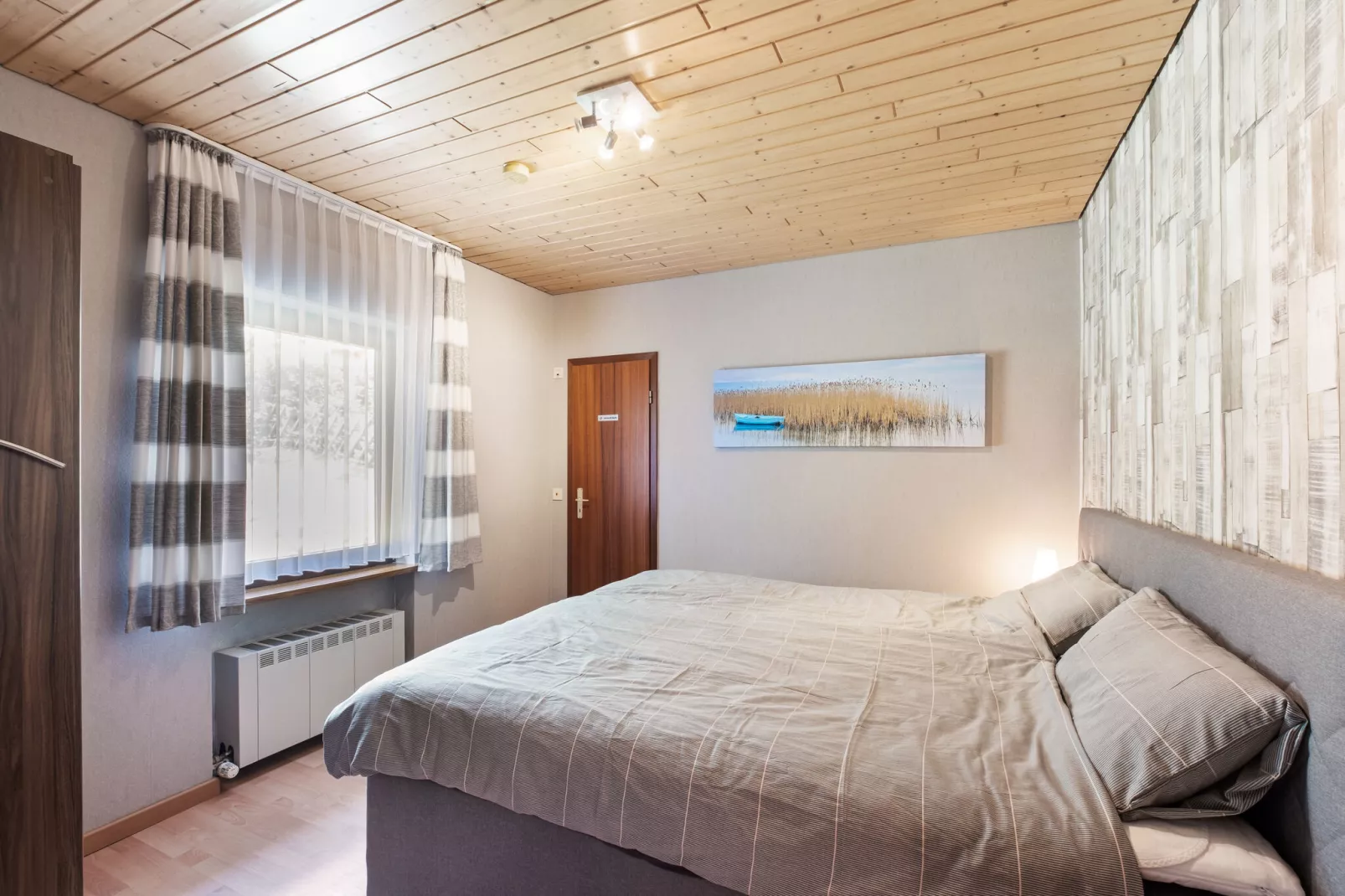 Eifel-Ferienhaus Rita Romag-Schlafzimmer