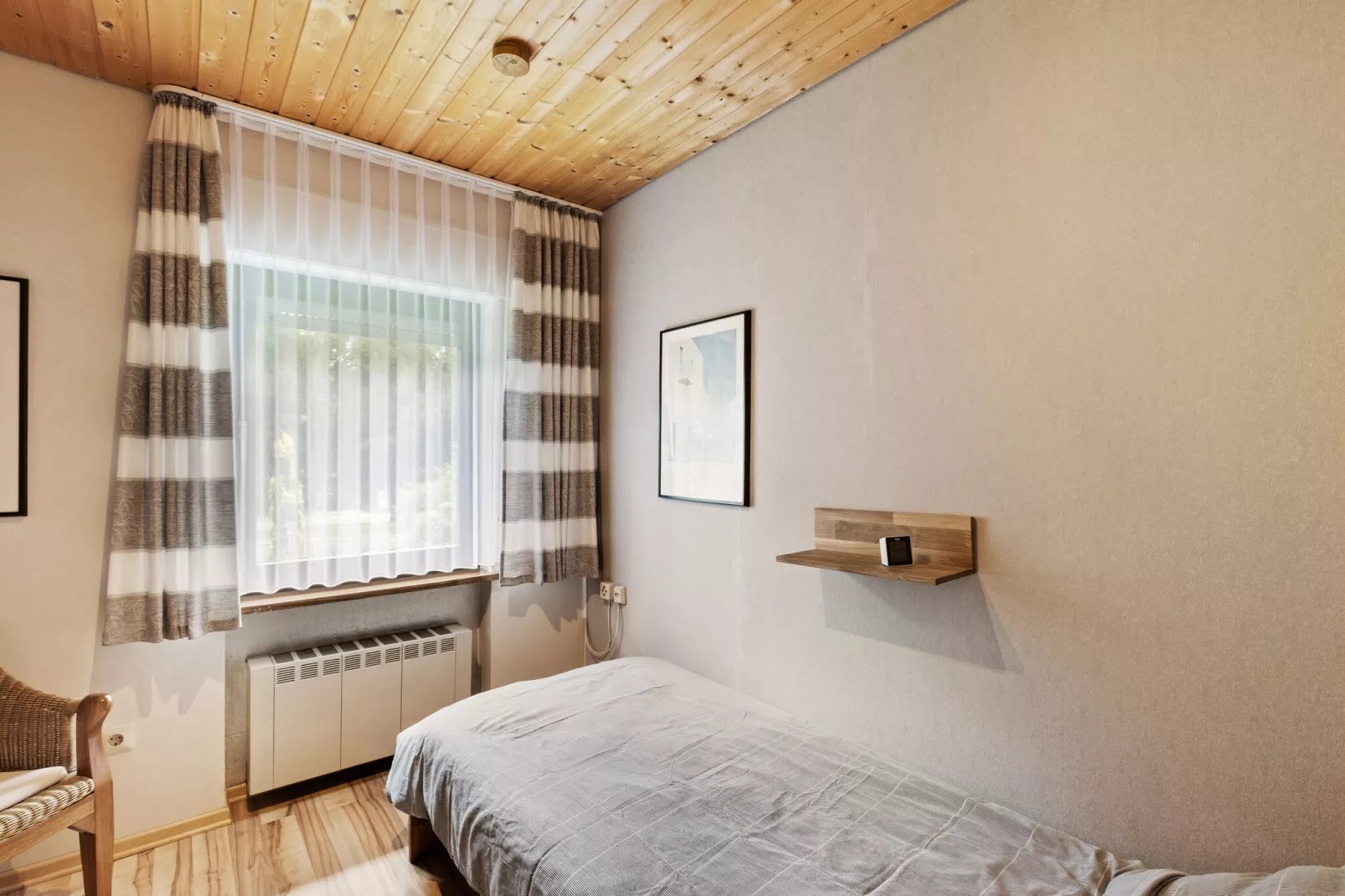 Eifel-Ferienhaus Rita Romag-Schlafzimmer