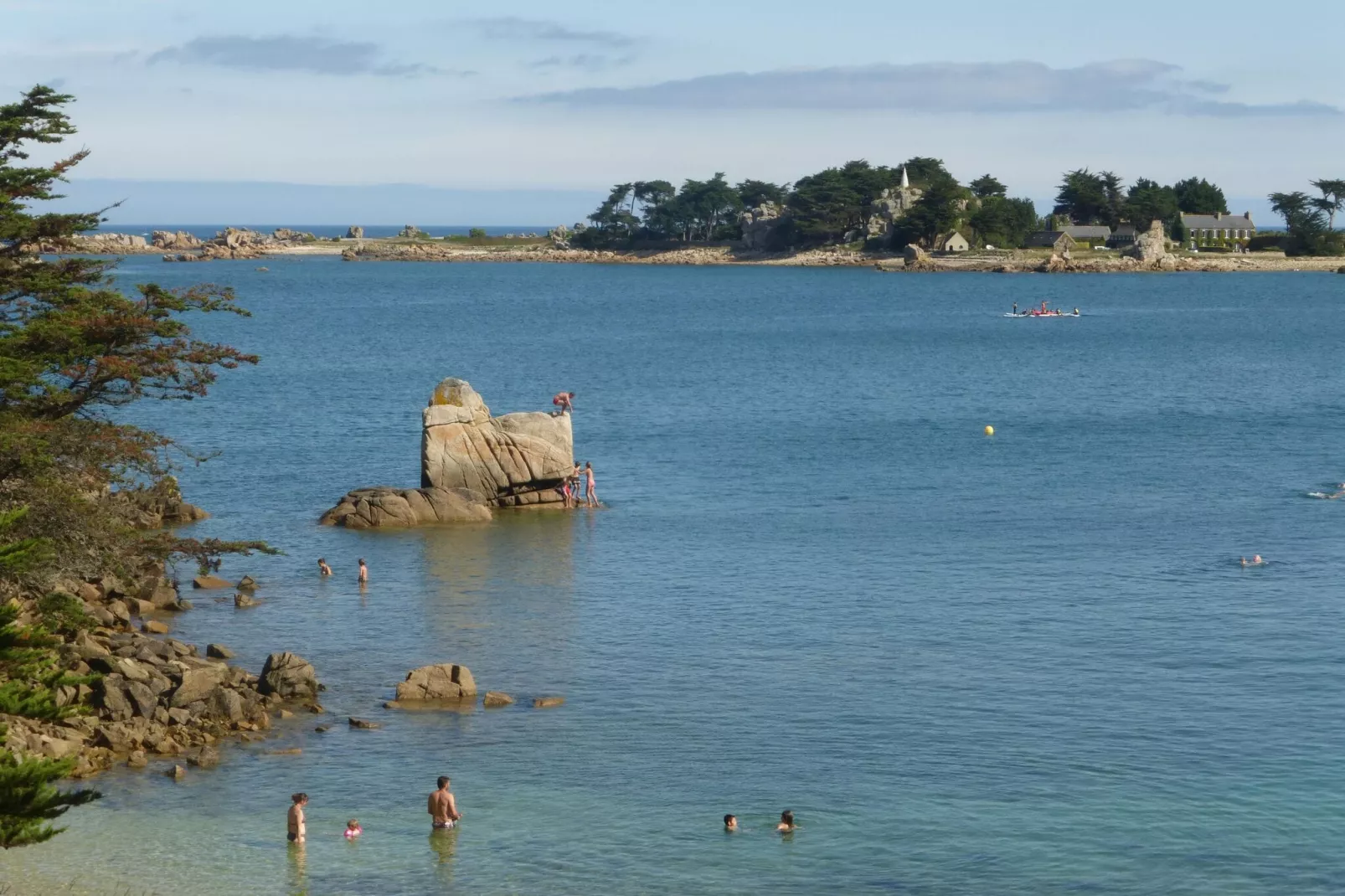 Maison Port-Blanc-Areas summer 1km