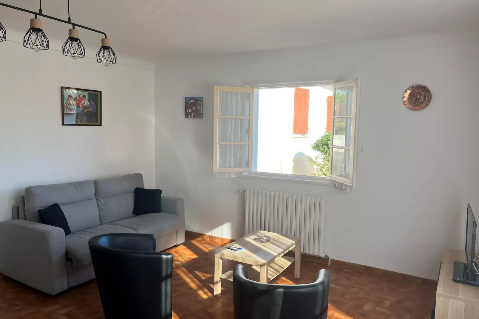 MAISON GURE AMETSA-Living room
