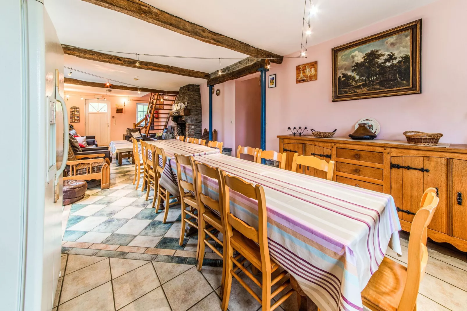 Sol Batire-Dining room