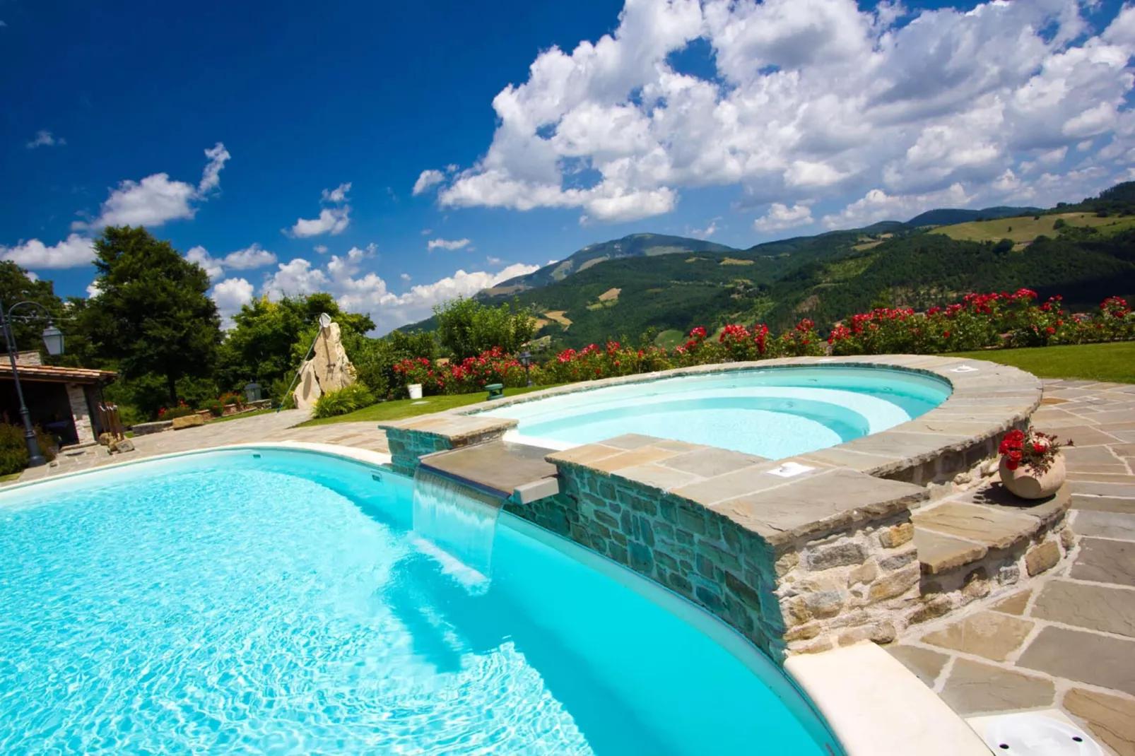 La Rocca Primavera-Pool