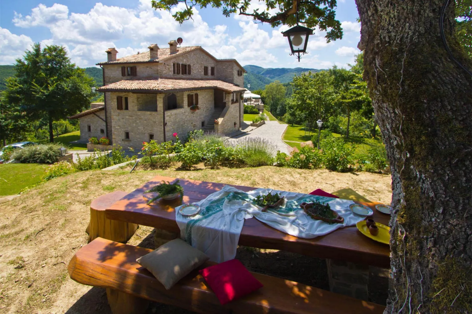 La Rocca Autunno-Außenbereich Sommer
