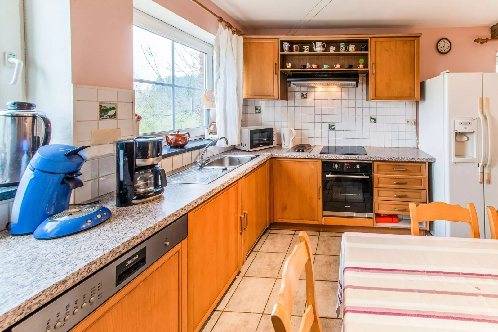 Sol Batire-Kitchen