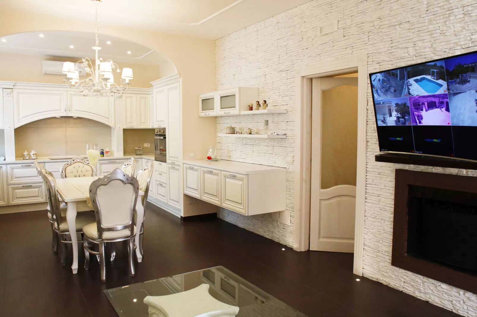 Luxury Vale Villa Locorotondo-Kitchen