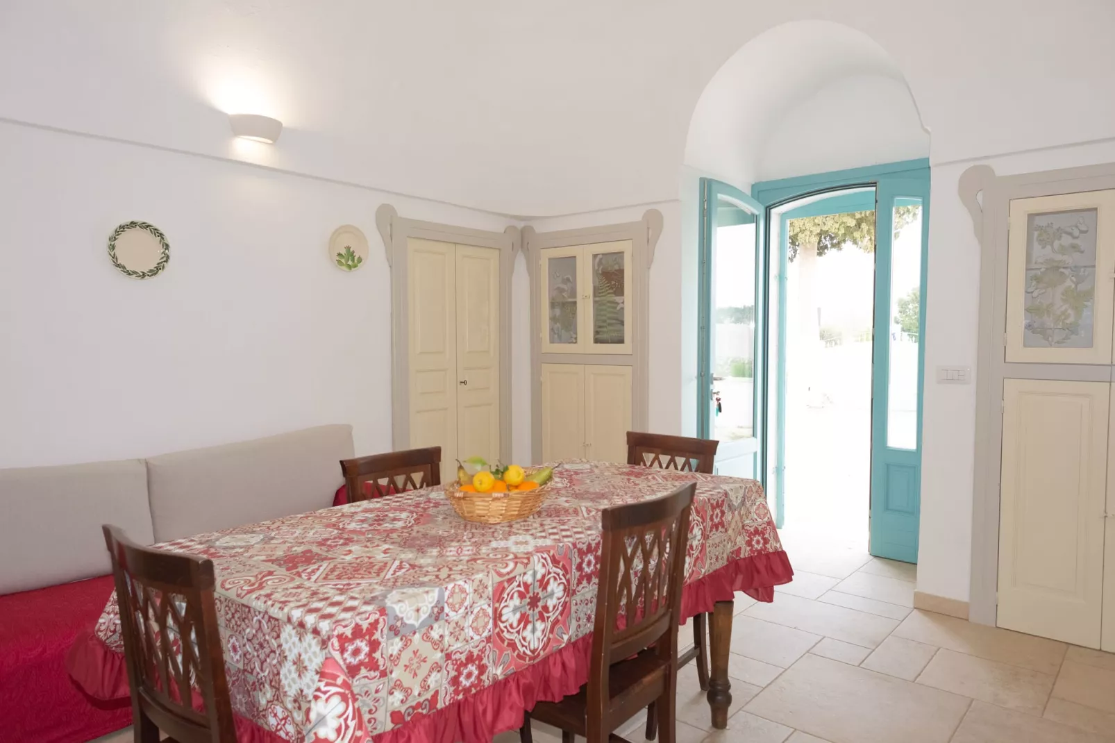 Trulli di Mina - Trullo Girasole Locorotondo-Living room