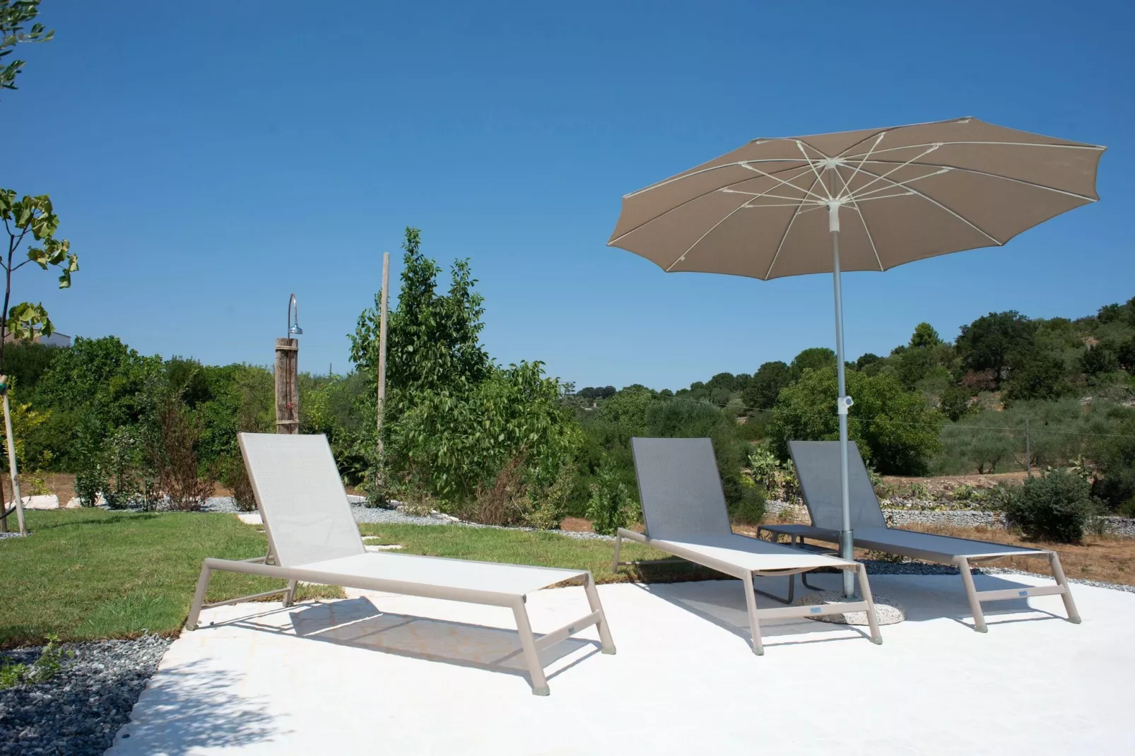Dimora Maria Charming Home Cisternino - 8 pax-Gardens summer