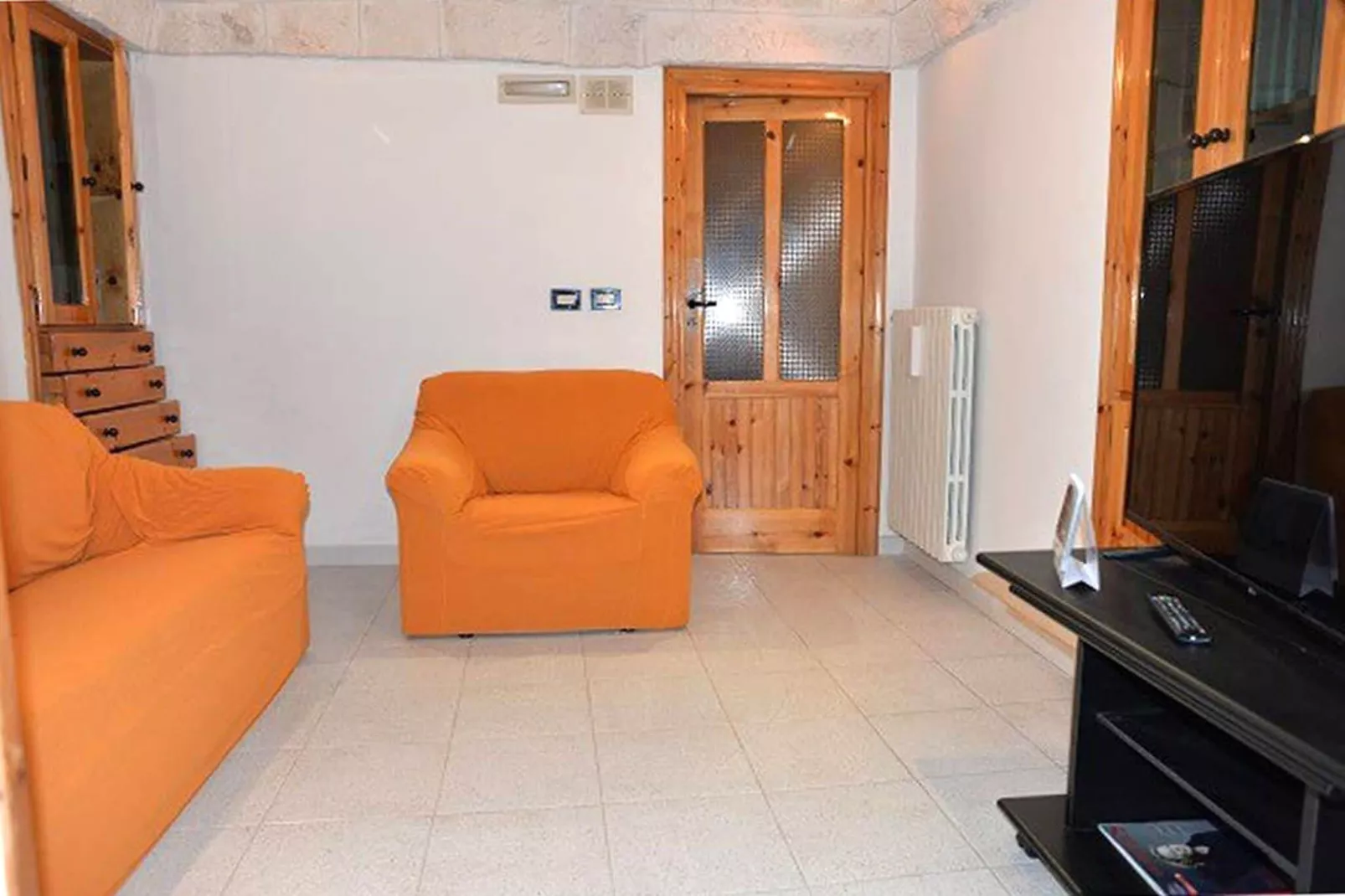 Trullo Cittadino Cisternino-Living room