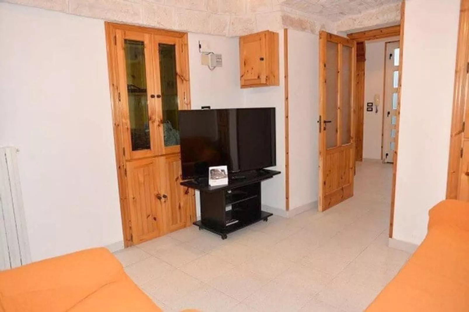 Trullo Cittadino Cisternino-Living room