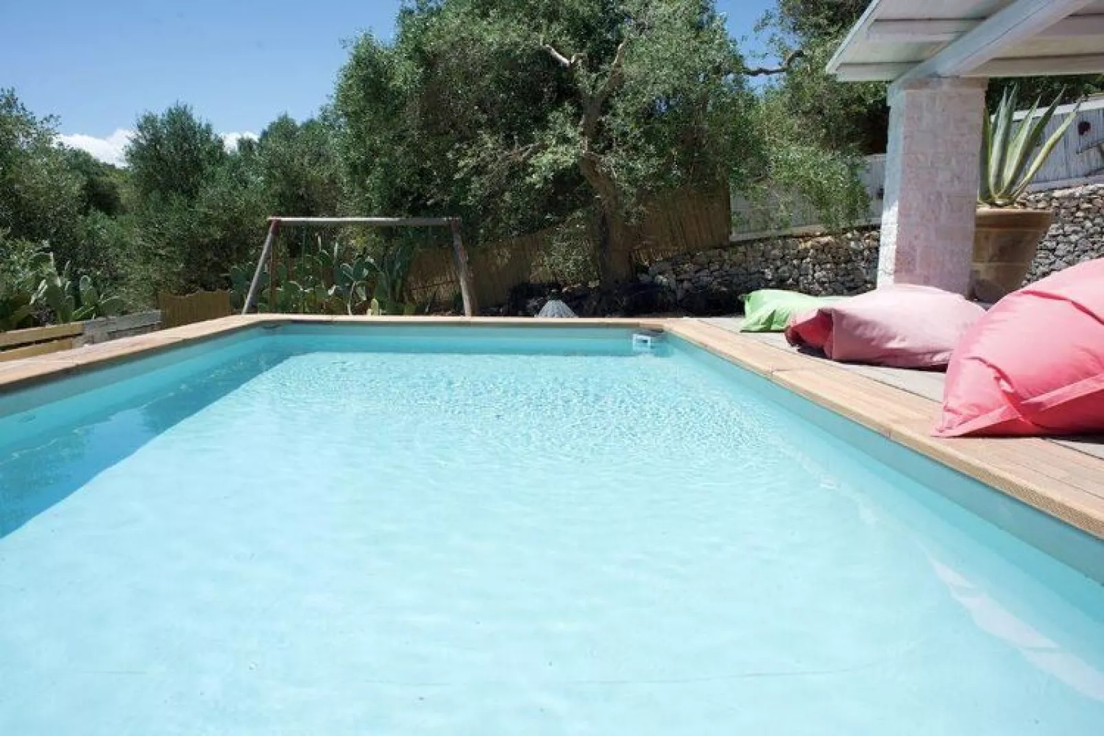 Tenuta Bianca Ostuni-Piscine
