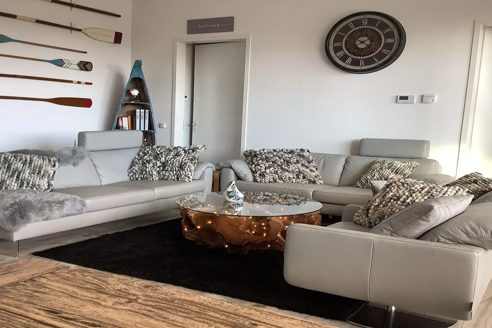 Sara's Boathouse 372-Living room