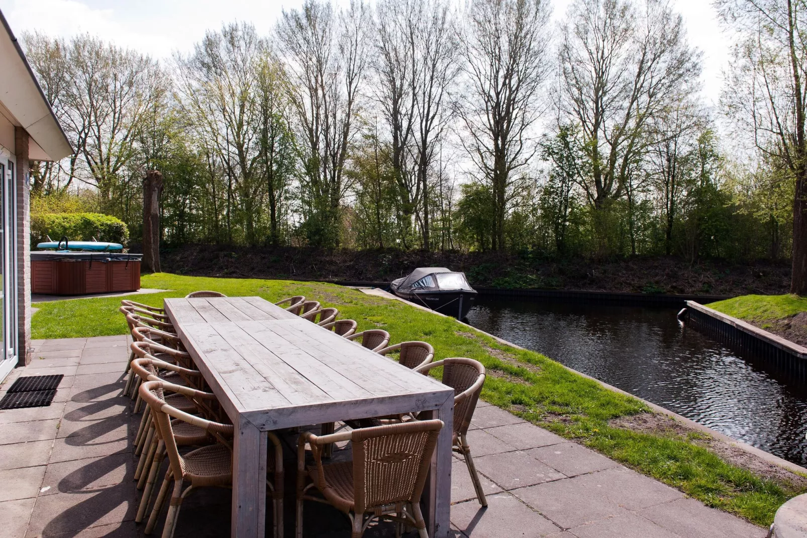 Grand Sechstjin Wellness de luxe met sauna en buitenspa-Jardins en été