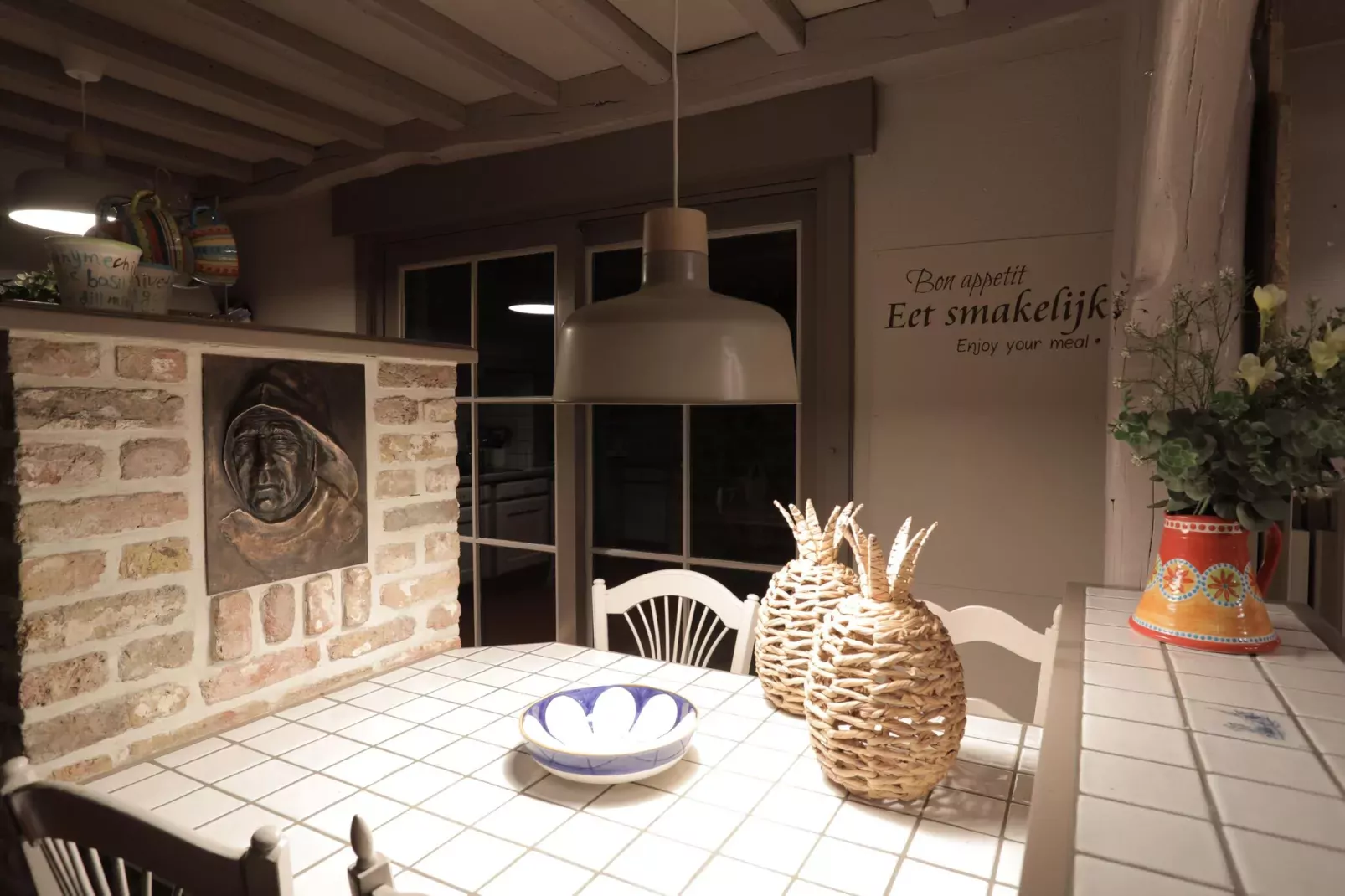 Stil Genot-Dining room
