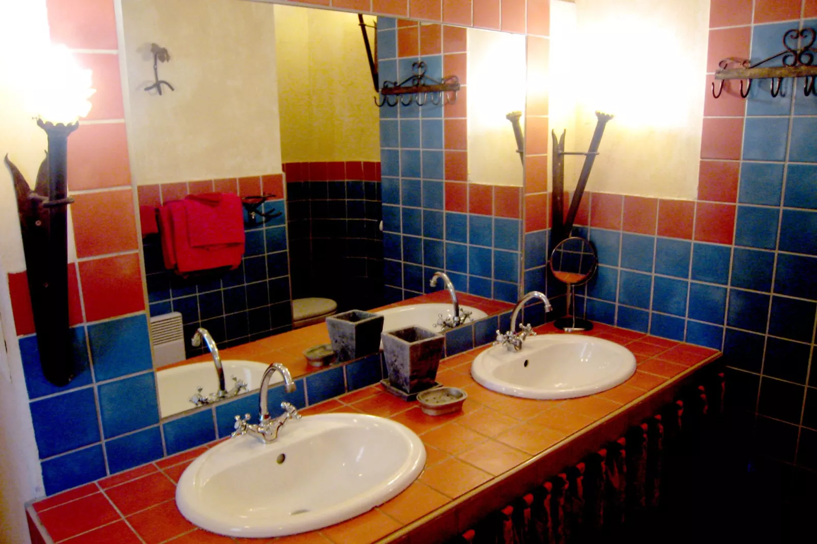 Bergerie Caseneuve-Bathroom