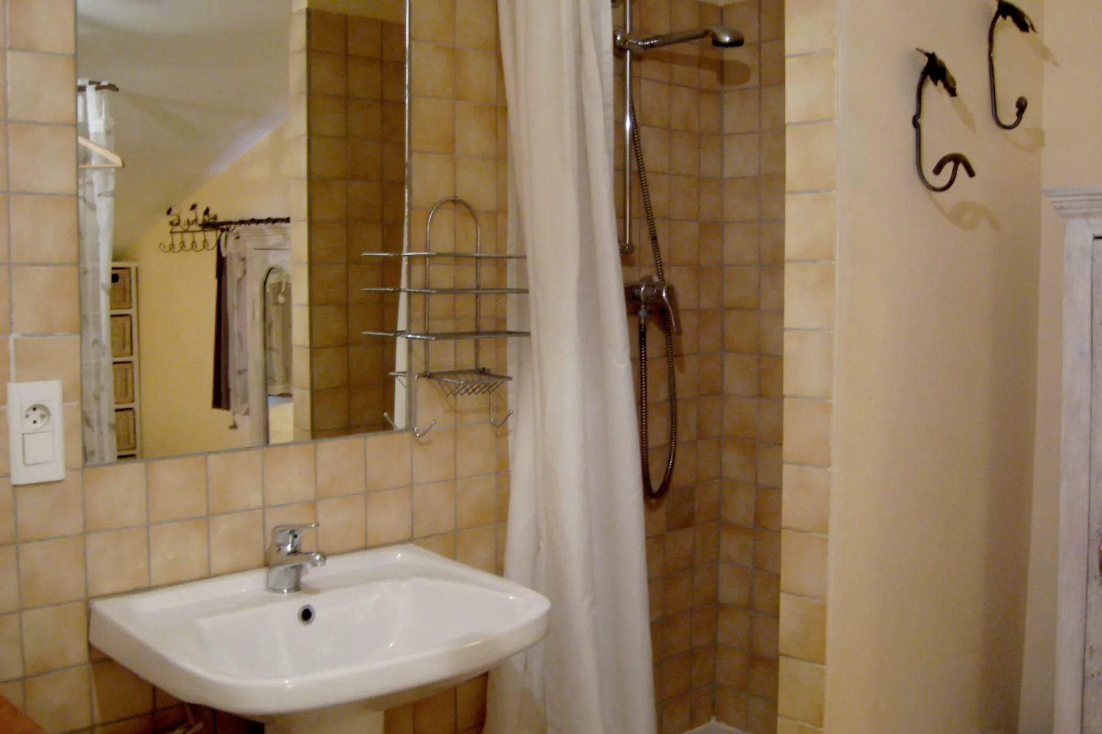 Bergerie Caseneuve-Bathroom
