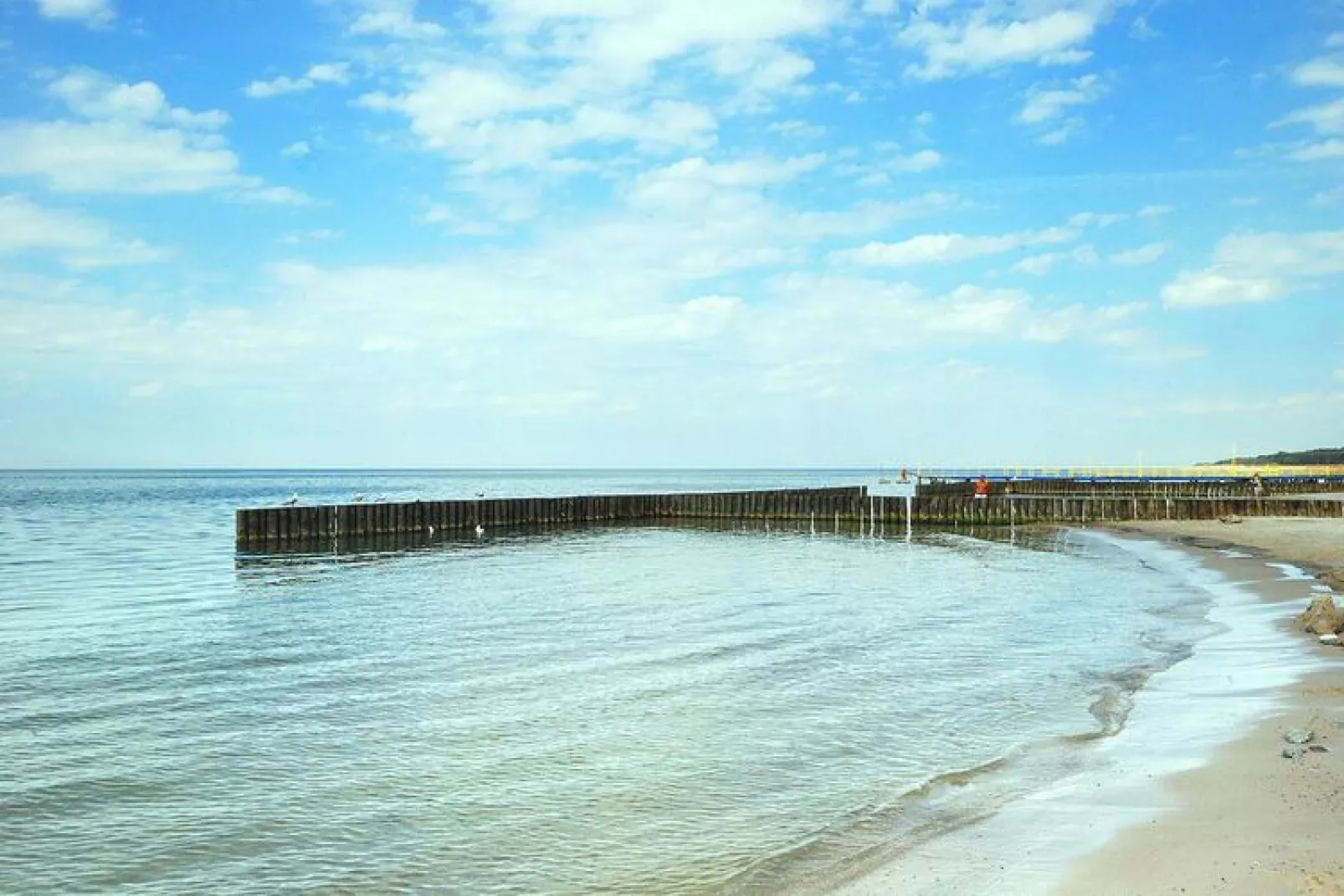Domki wakacyjne przy basenie Jarosławiec-Water view