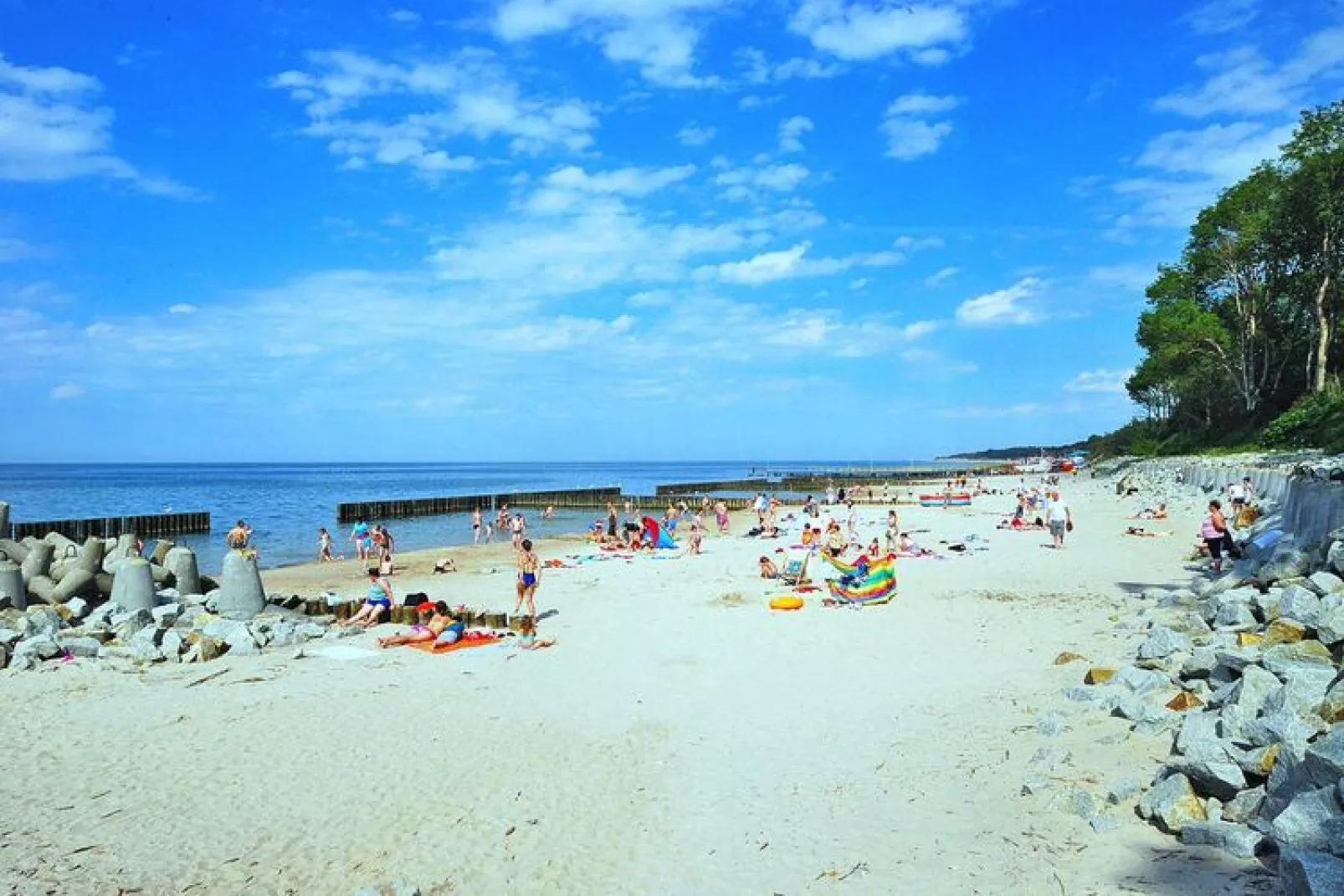 Domki wakacyjne przy basenie Jarosławiec-Water view