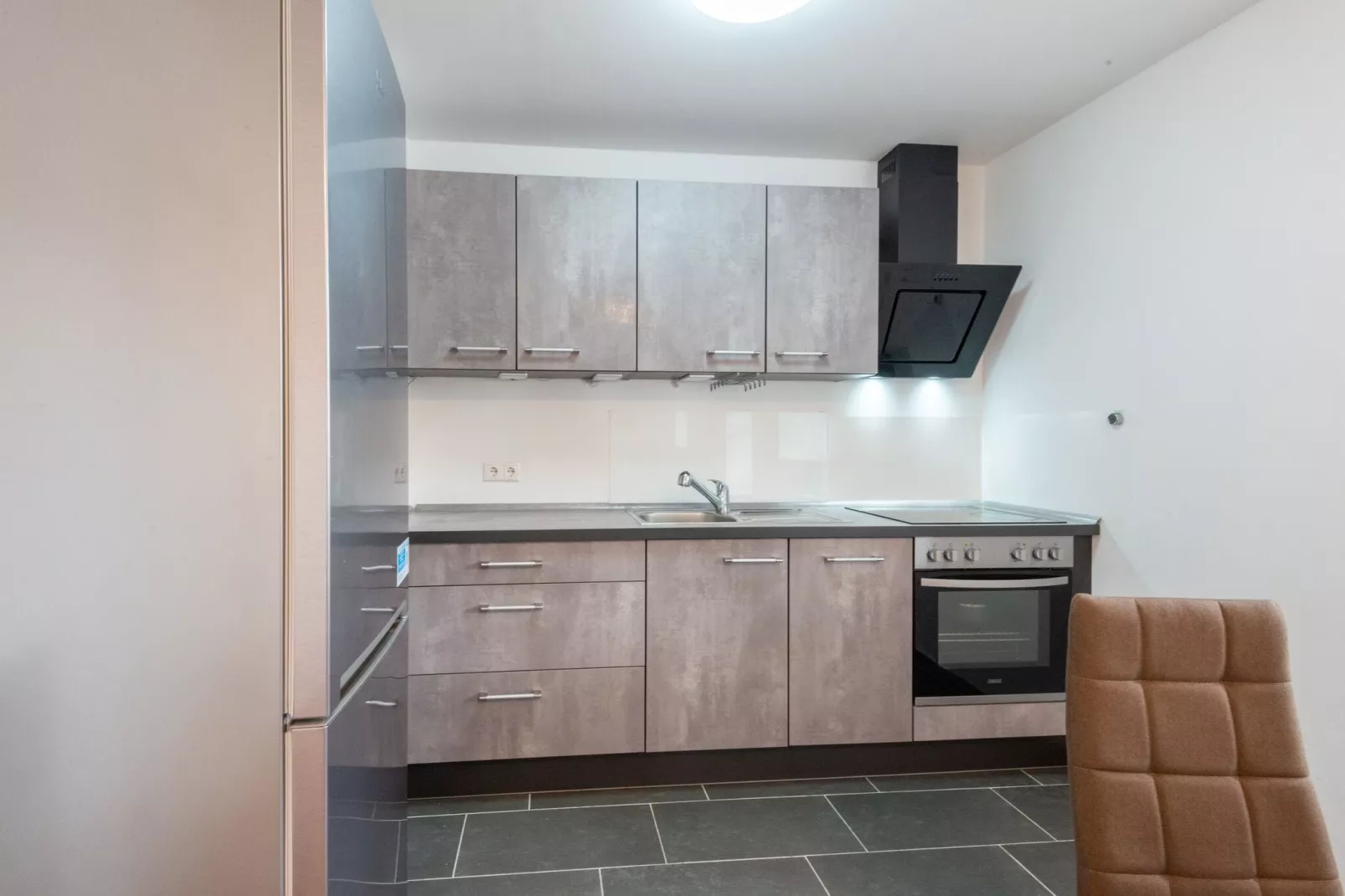 Ferienwohnung Haunsheim - rechts & links-Küche