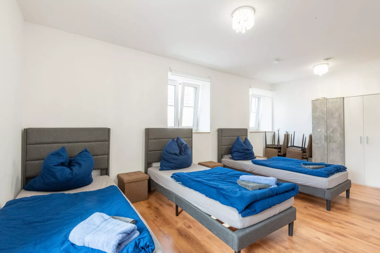 Ferienwohnung Haunsheim - rechts & links-Schlafzimmer