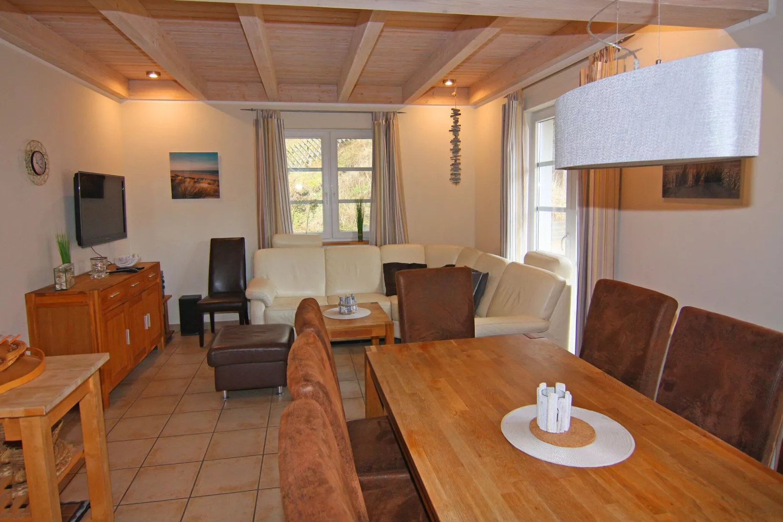 DHH Ostseehaus  I links-Living room
