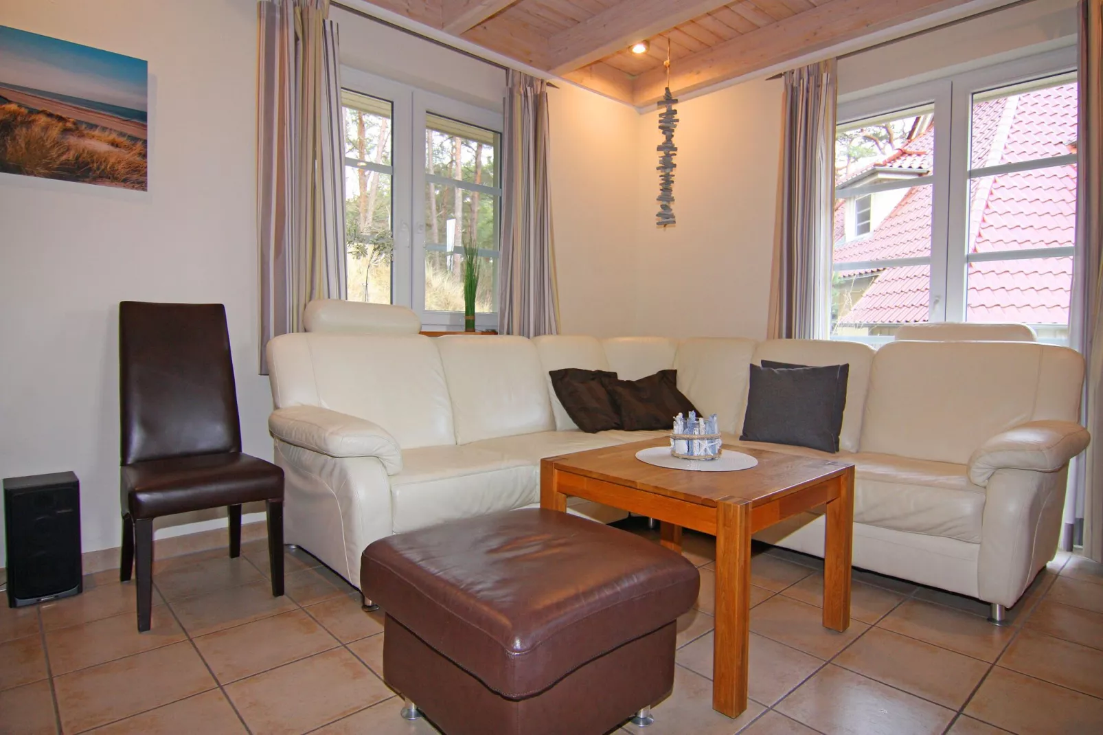 DHH Ostseehaus  I links-Living room