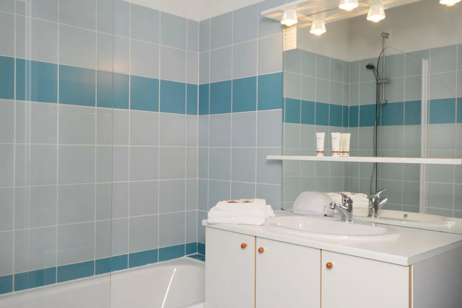 Résidence Le Hameau du Lac 1-Bathroom