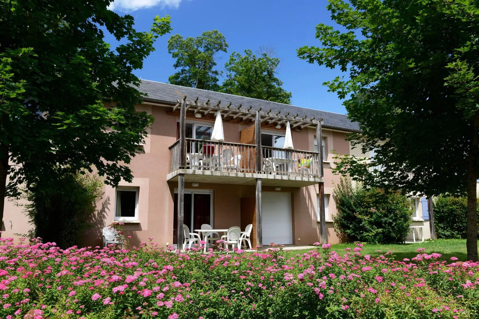 Résidence Le Hameau du Lac 2-Exterior summer