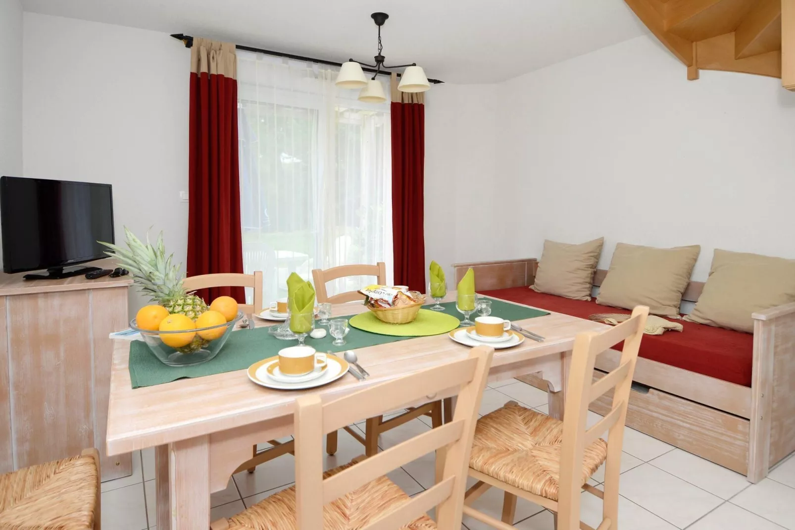 Résidence Le Hameau du Lac 2-Dining room