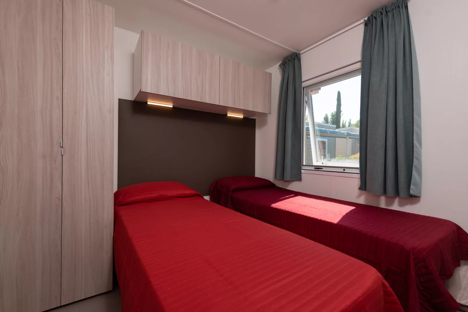 Mobile Homes San Francesco, Desenzano-Garda Suite DL-Bedroom