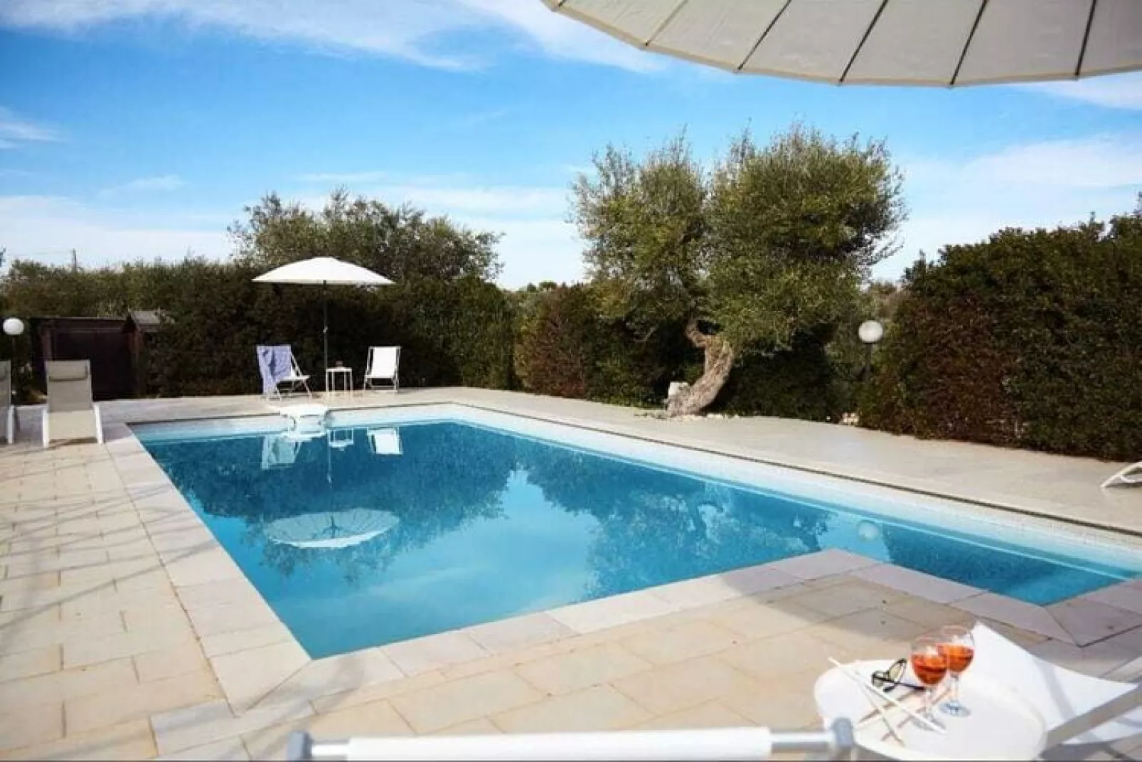 Trulli Azzalema Cisternino-Pool