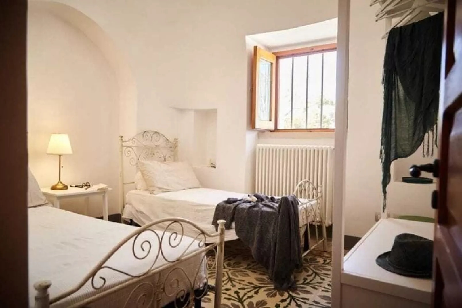 Trulli Azzalema Cisternino-Bedroom