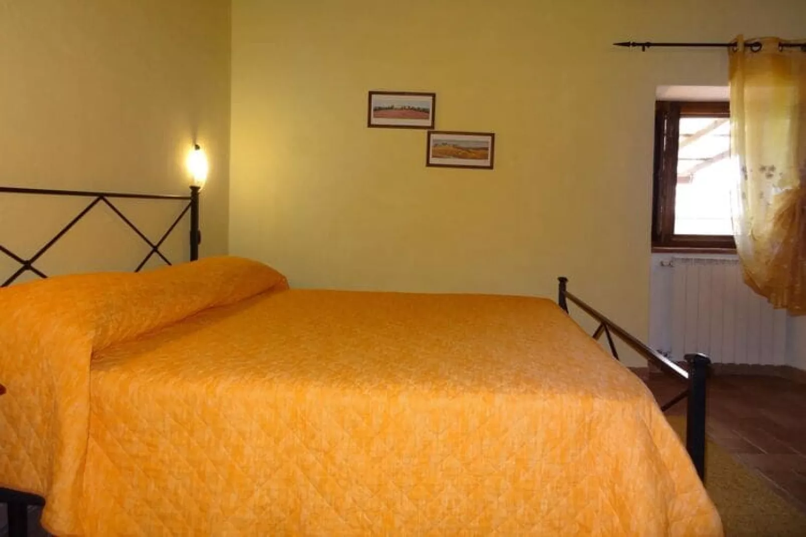 Agri-tourism Casale Giulia, Volterra-App.Typ B Melograno, Mandorlo-Bedroom