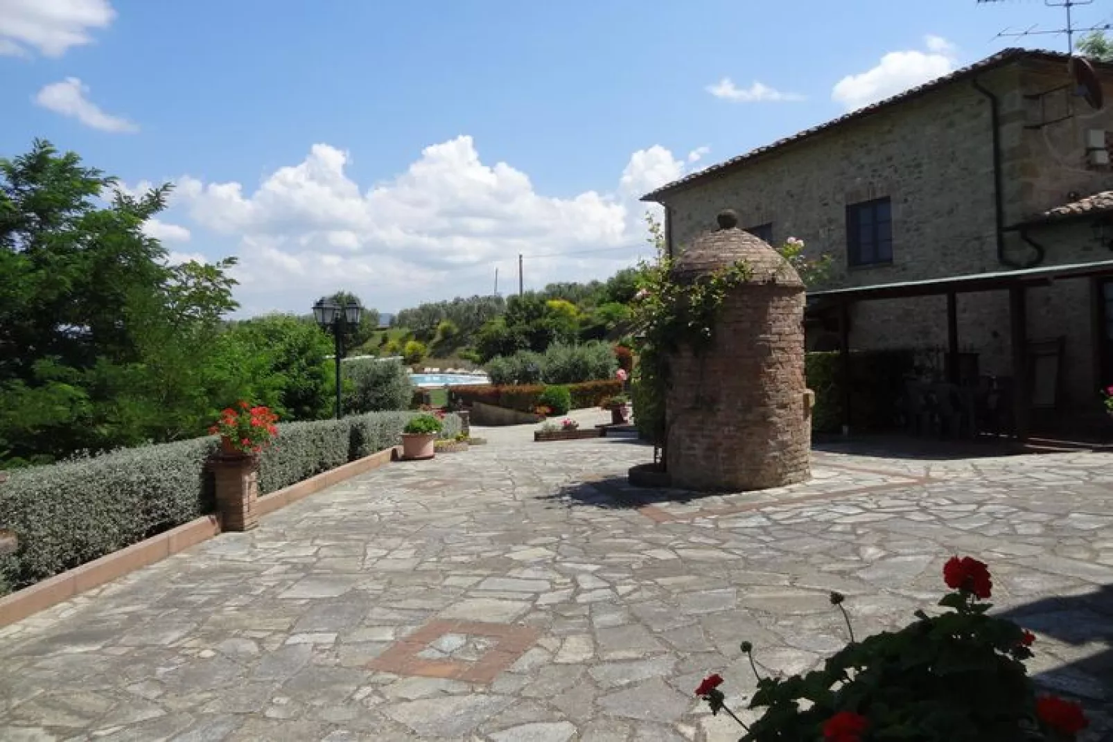Agri-tourism Casale Giulia, Volterra-App.Typ B Melograno, Mandorlo-Exterior summer
