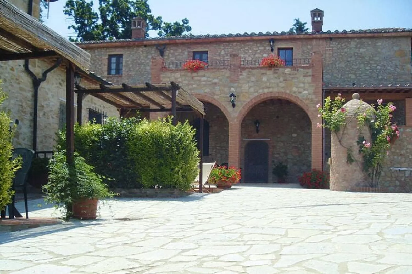 Agri-tourism Casale Giulia, Volterra-App Typ D Leccio, Cipresso-Exterior summer