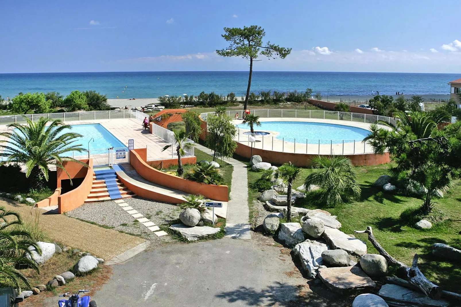 Residence Cala Bianca - Borgo-Plage // Studio Cab 24m2-View summer