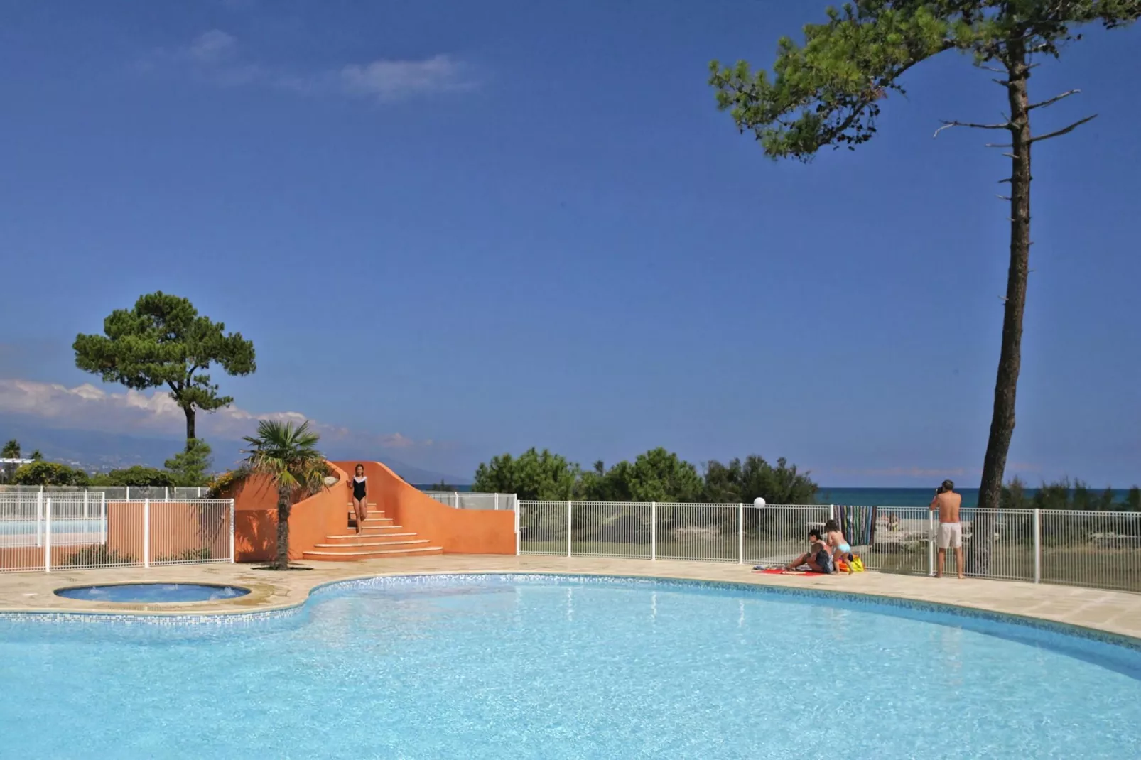 Residence Cala Bianca - Borgo-Plage // Studio Cab 24m2-Pool