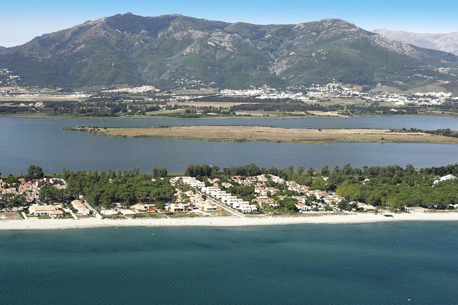 Residence Cala Bianca - Borgo-Plage // Studio Cab 24m2-Areas summer 5km
